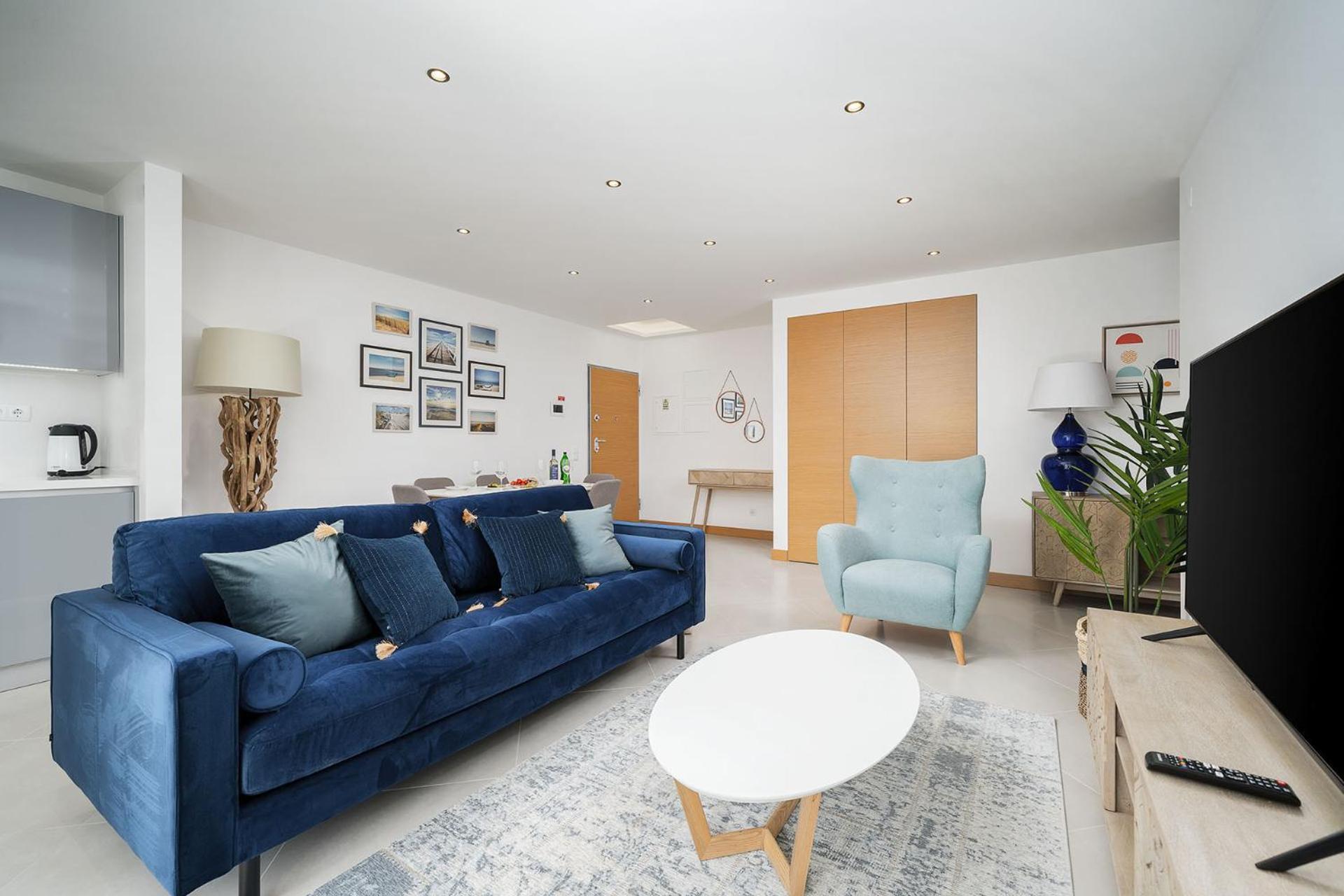 Elegant In By Ideal Homes Apartment *